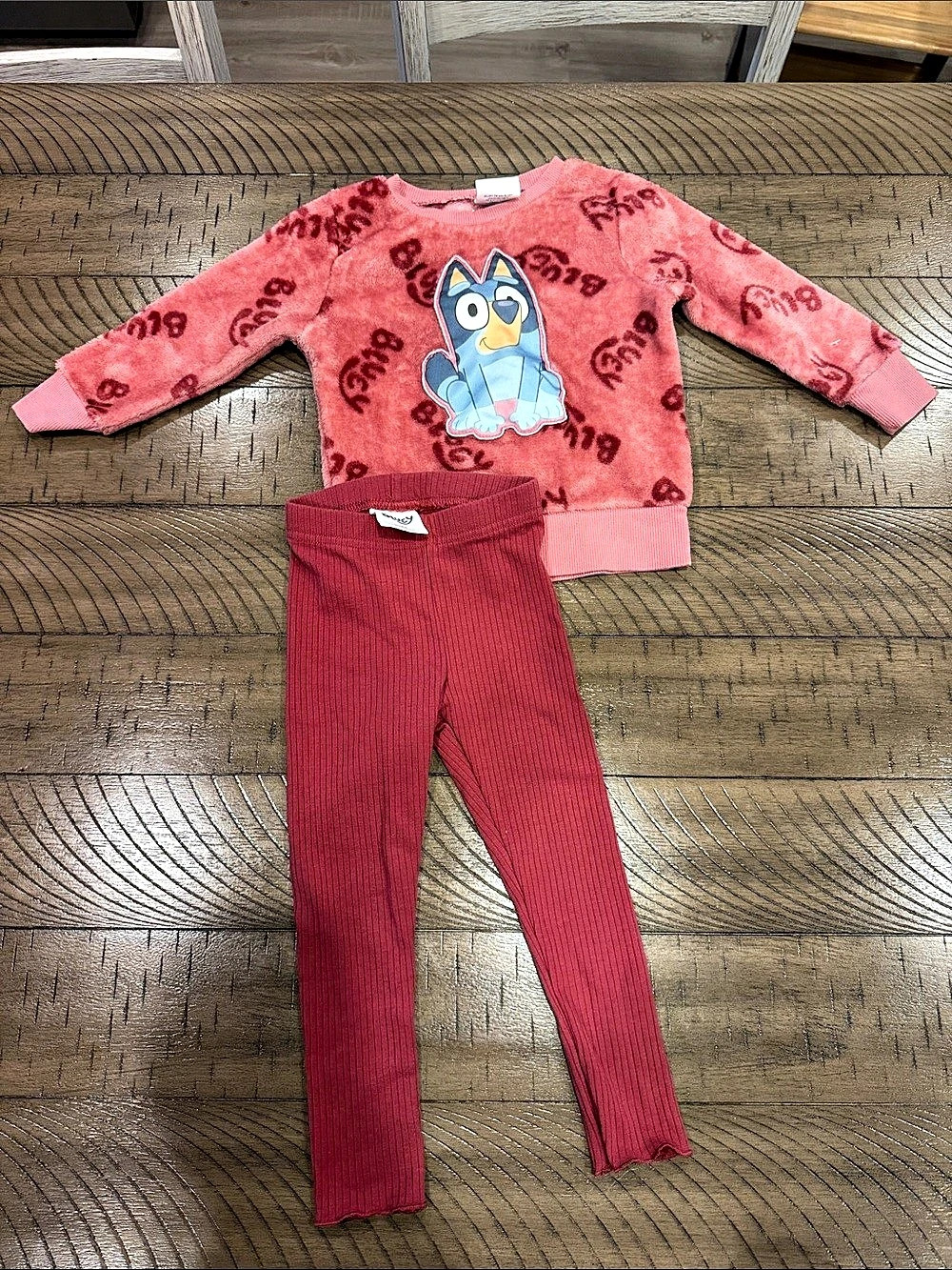 Bluey Girls' 2T Pink Matching Set Like New